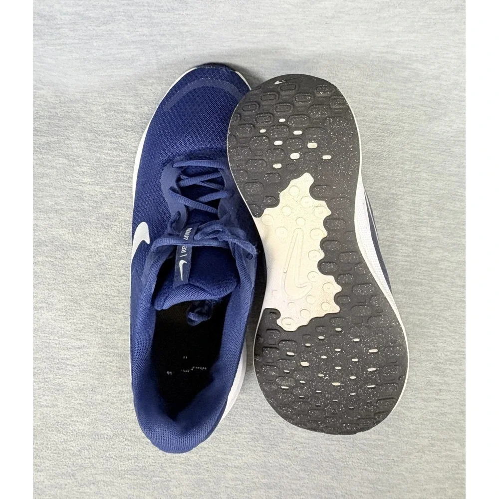 Nike‎ Revolution 7 Sneakers Mens 10.5 Navy Blue White Running